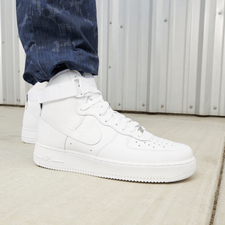 White nike air store force 1 high